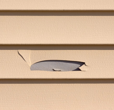 can damaged siding cause leaks with cracked exterior panels causing water intrusion