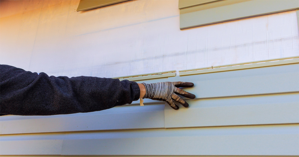 how long does siding last on a home exterior before replacement